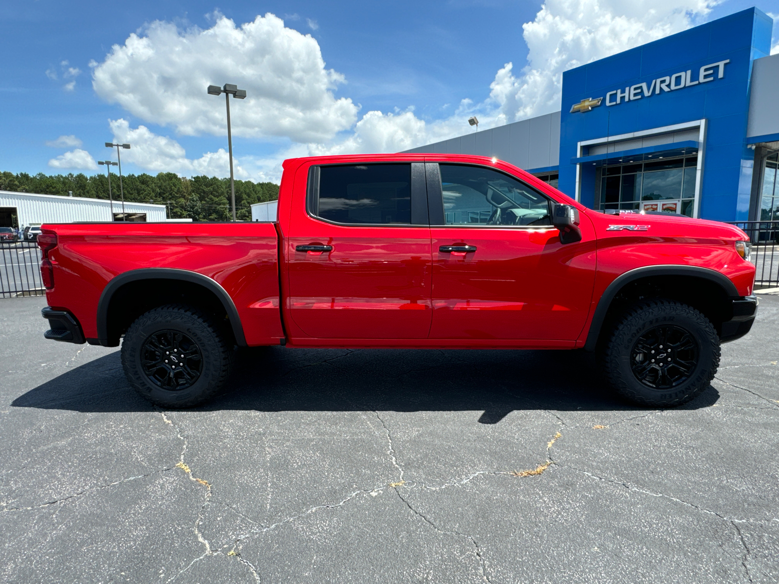 2024 Chevrolet Silverado 1500 ZR2 5