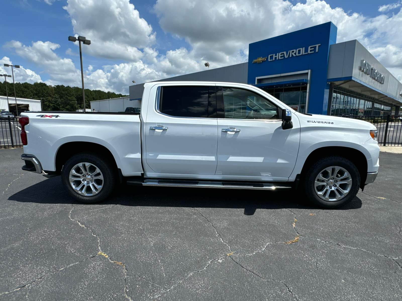 2024 Chevrolet Silverado 1500 LTZ 5