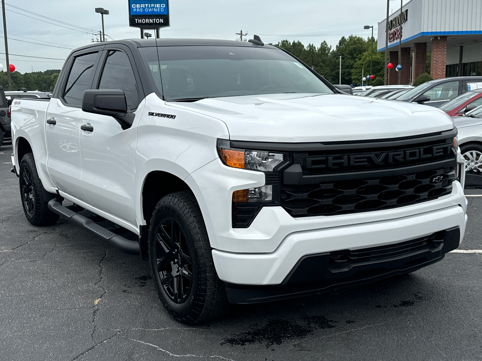 2024 Chevrolet Silverado 1500 Custom 4