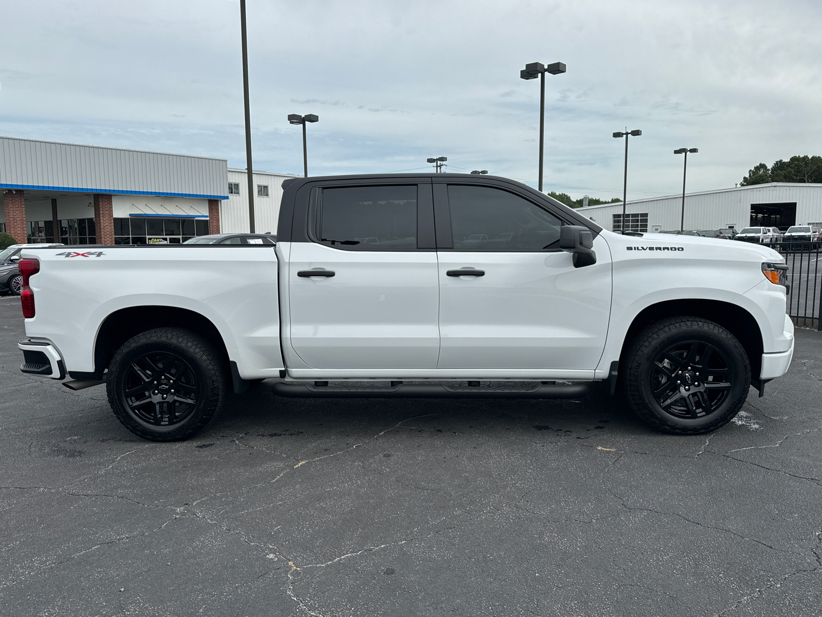 2024 Chevrolet Silverado 1500 Custom 5