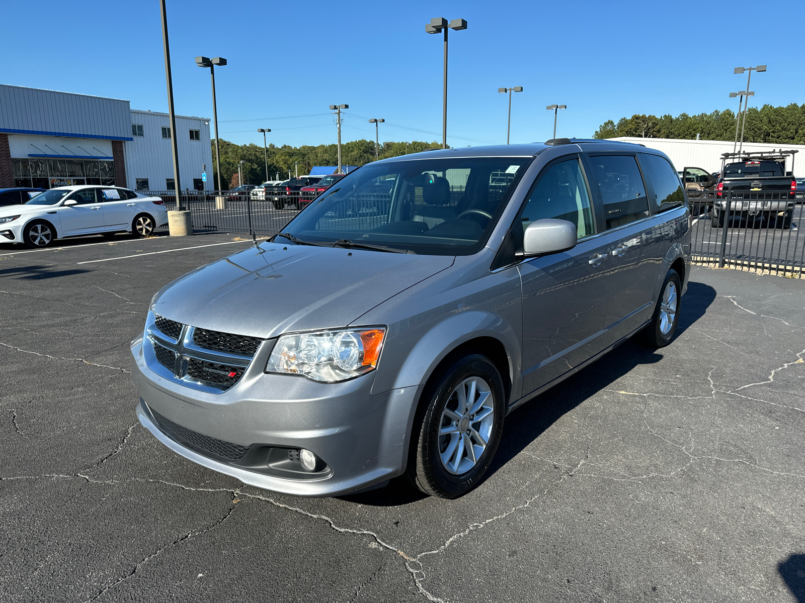 2019 Dodge Grand Caravan SXT 2