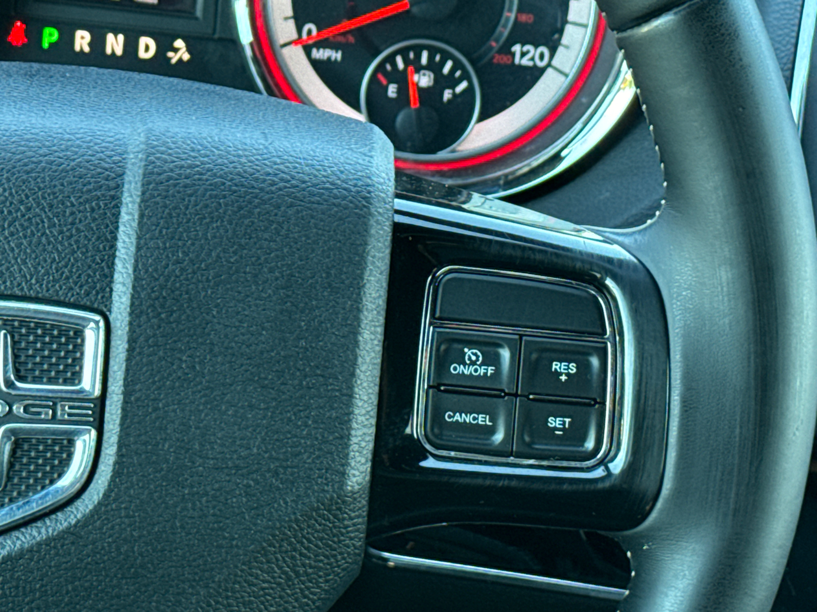 2019 Dodge Grand Caravan SXT 25