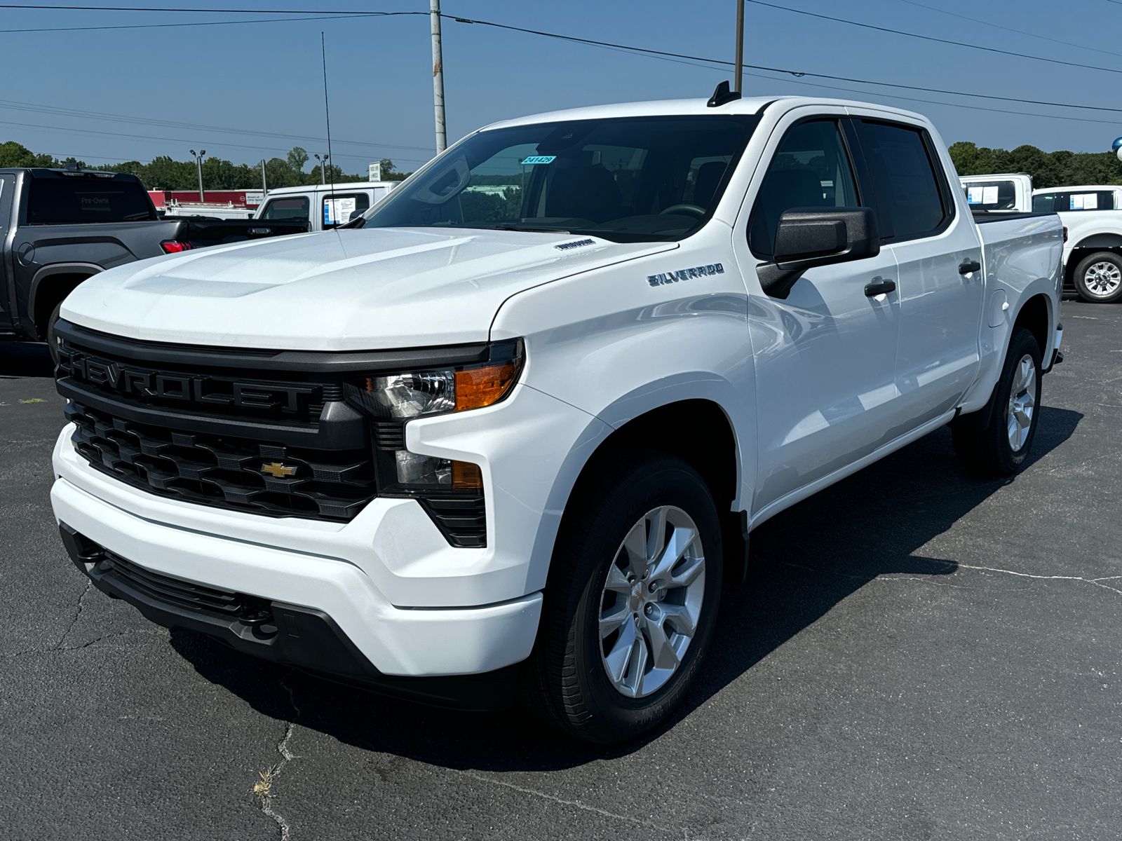 2024 Chevrolet Silverado 1500 Custom 2