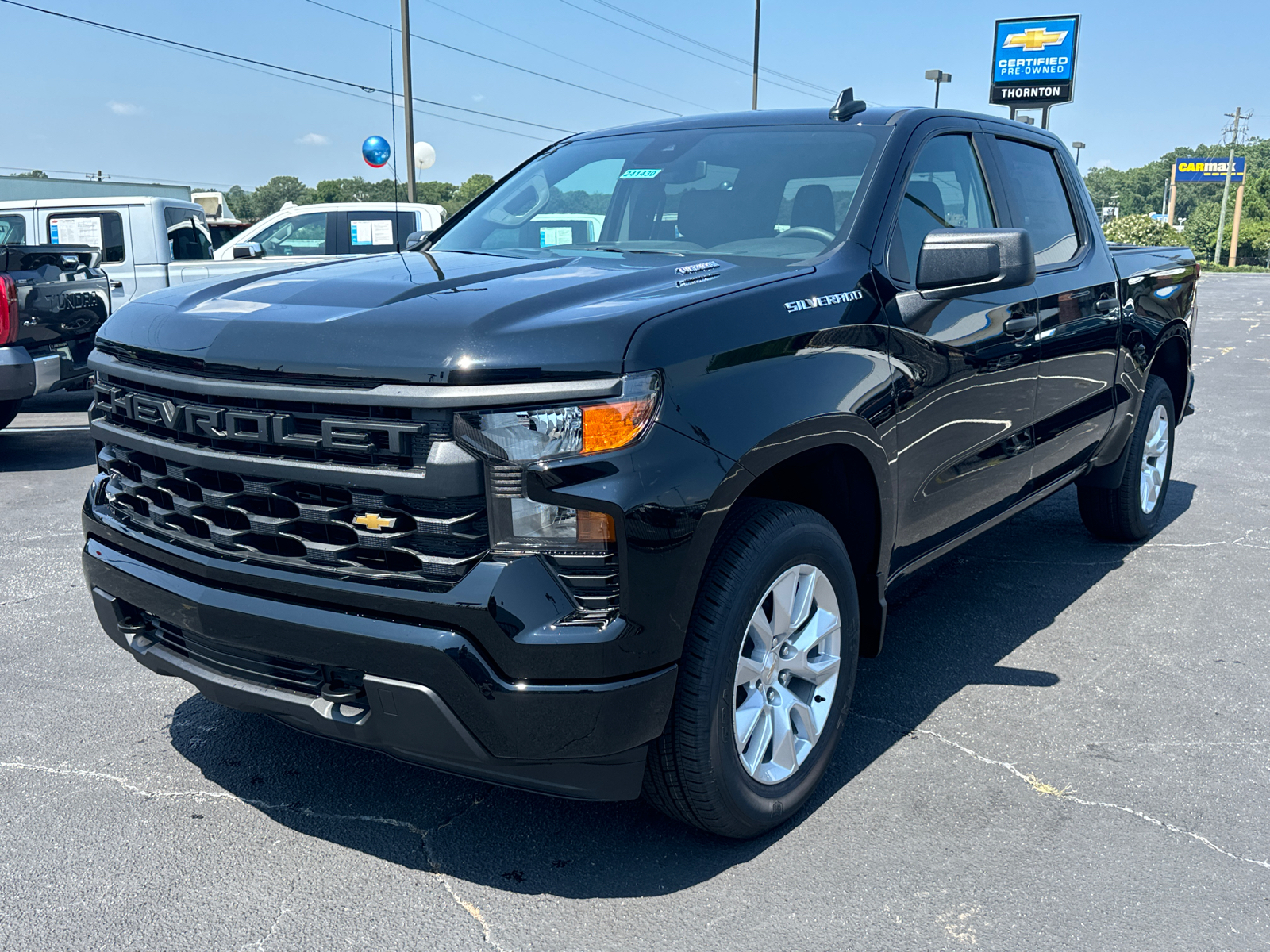 2024 Chevrolet Silverado 1500 Custom 2