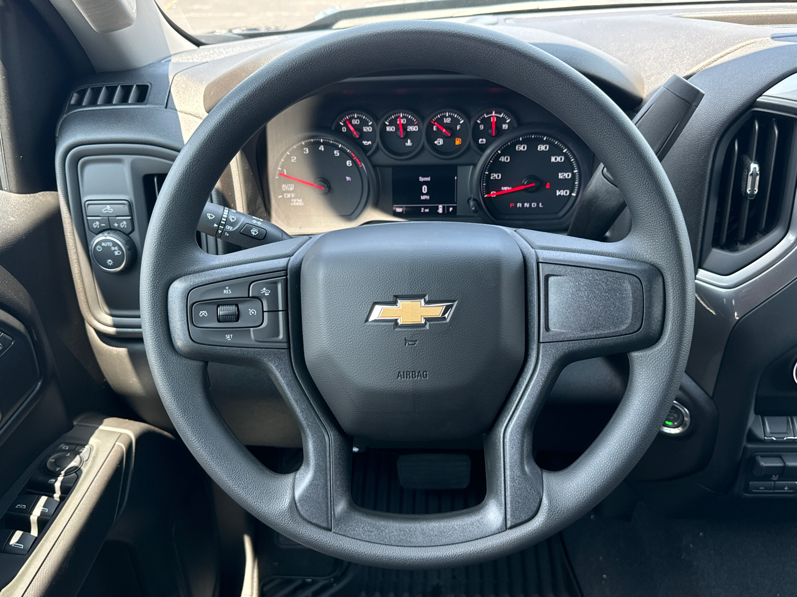 2024 Chevrolet Silverado 1500 Custom 24