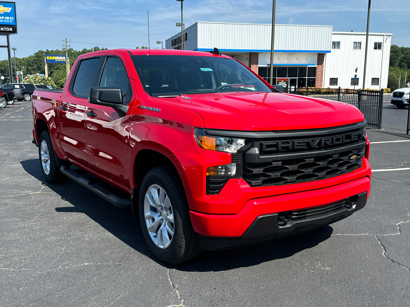 2024 Chevrolet Silverado 1500 Custom 4