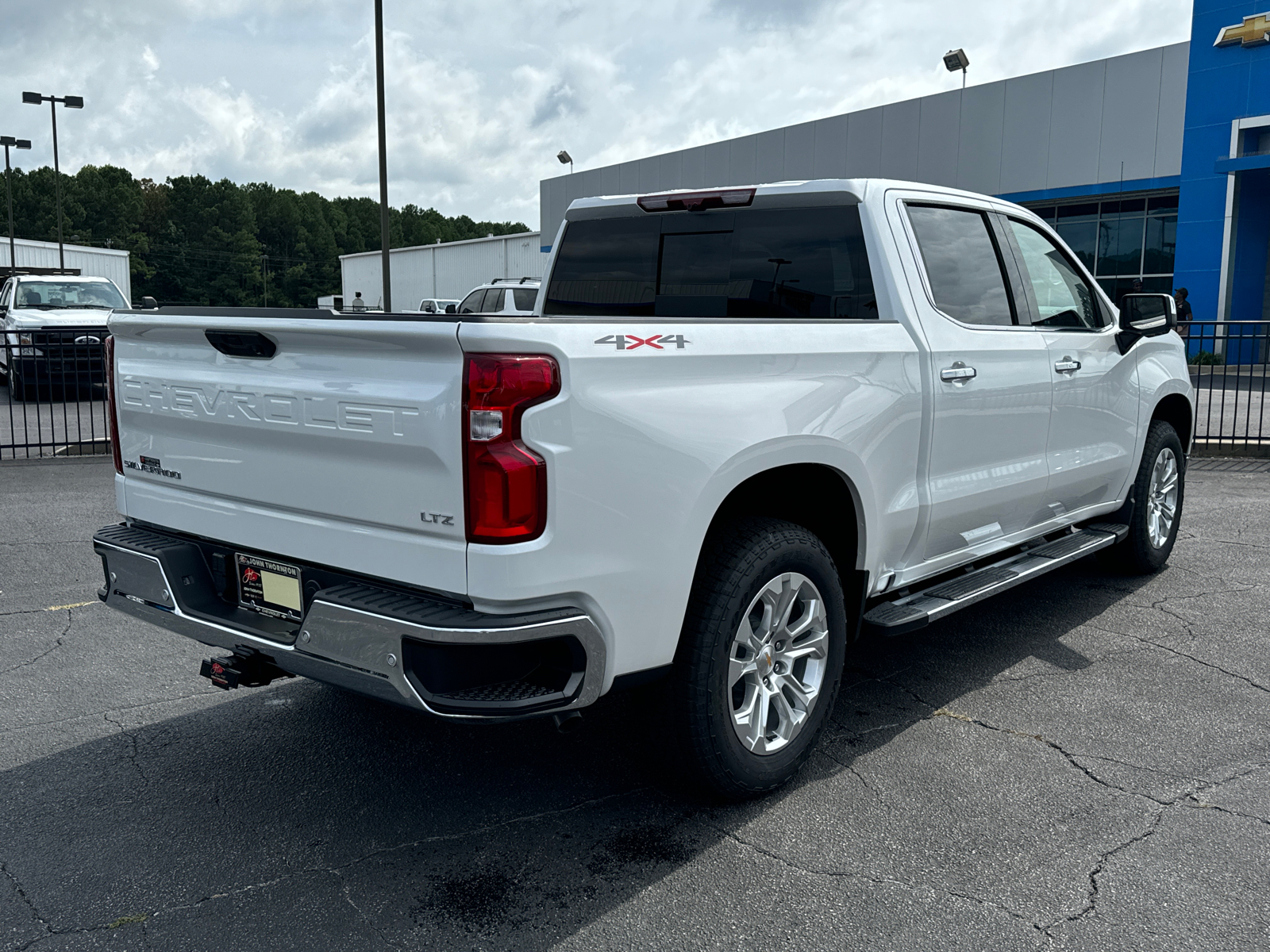 2024 Chevrolet Silverado 1500 LTZ 6