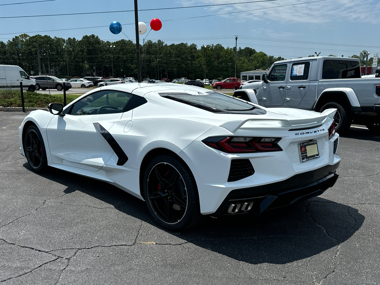 2024 Chevrolet Corvette Stingray 8