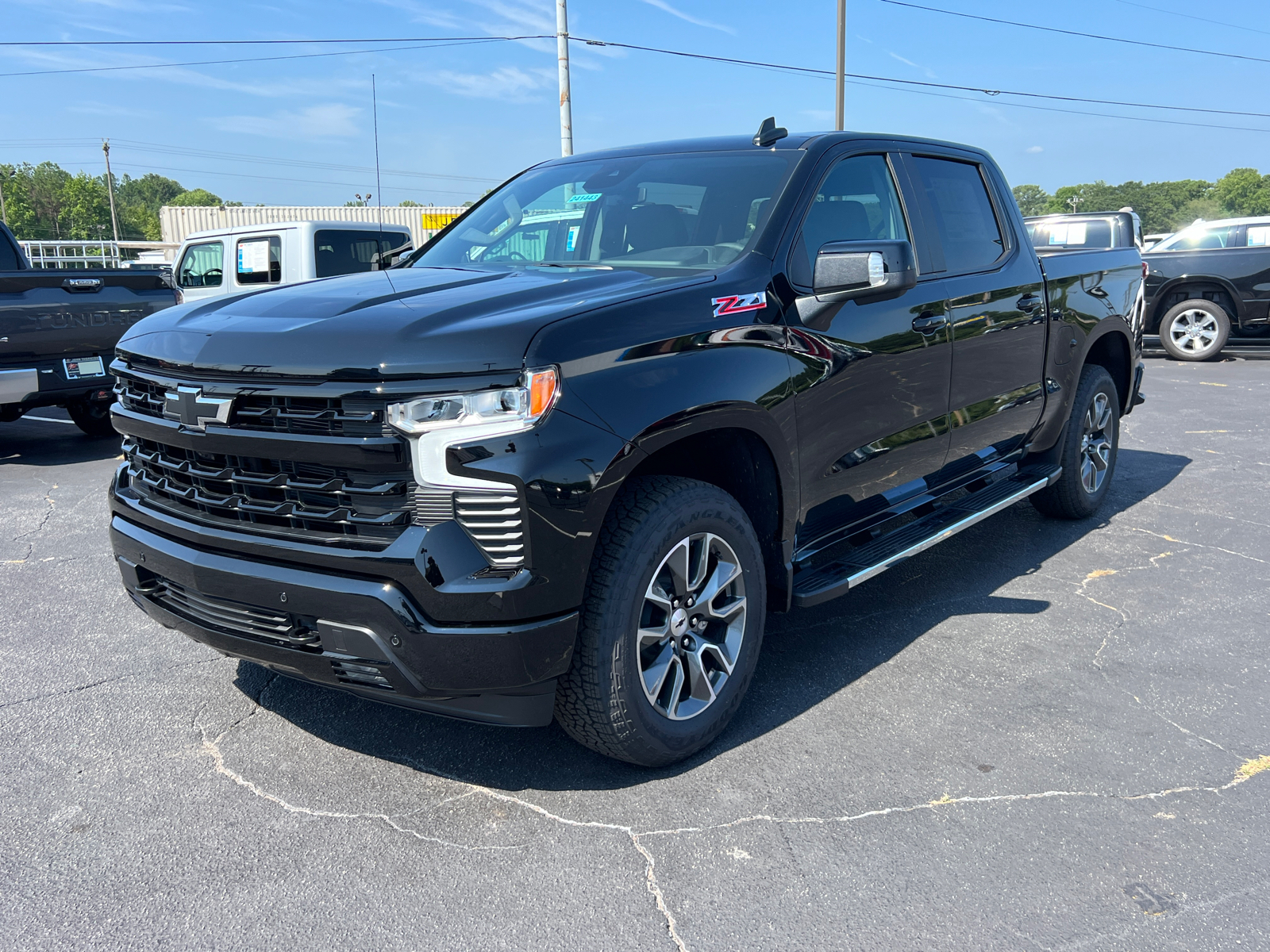 2024 Chevrolet Silverado 1500 RST 2