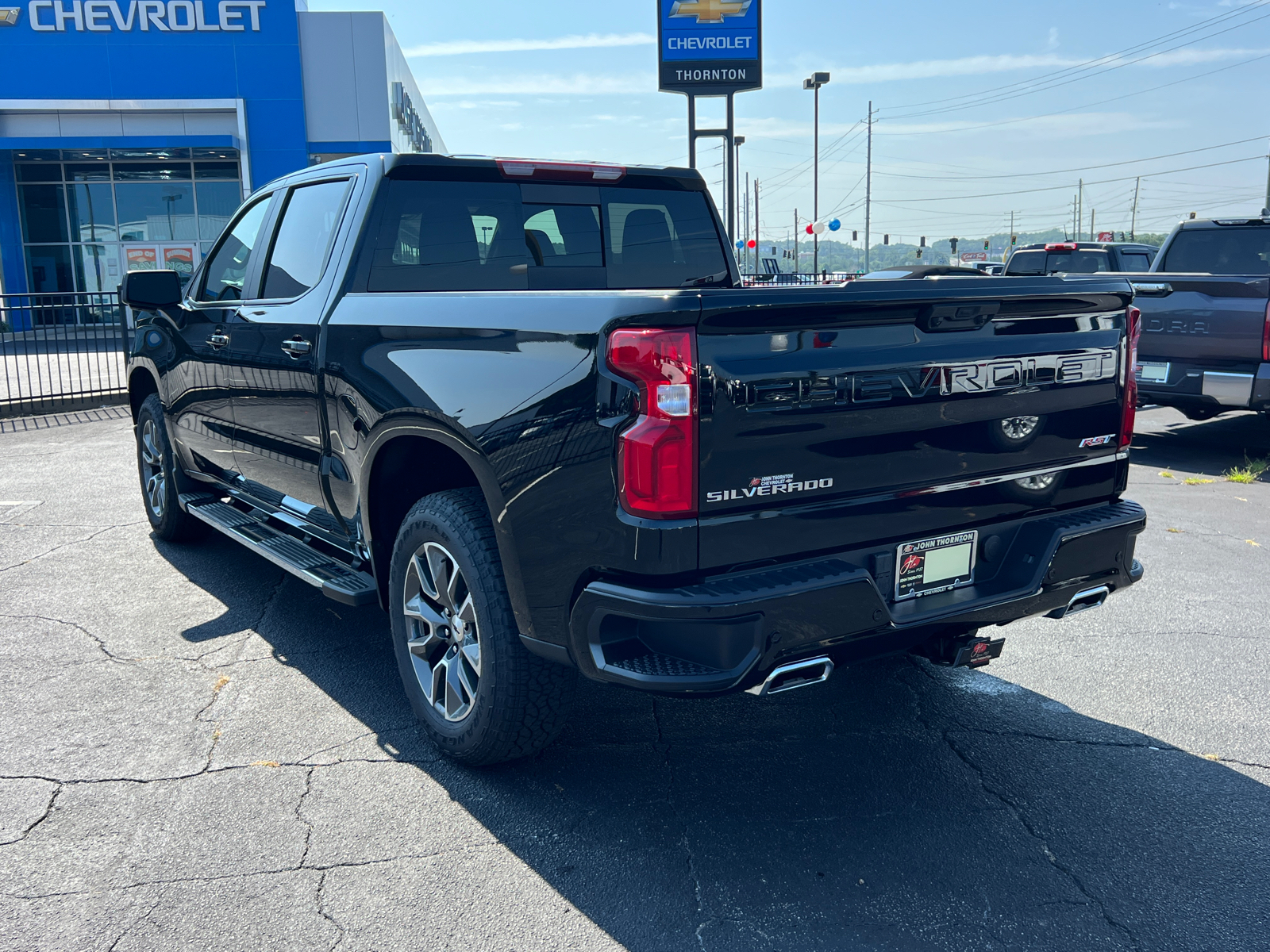 2024 Chevrolet Silverado 1500 RST 8