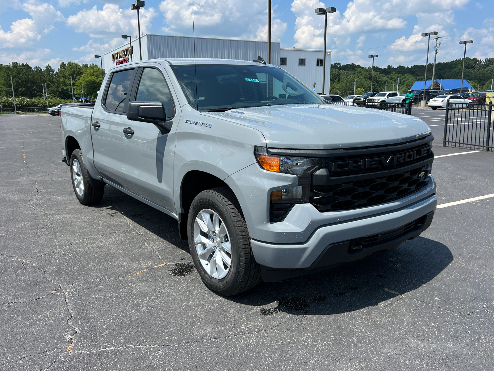 2024 Chevrolet Silverado 1500 Custom 4