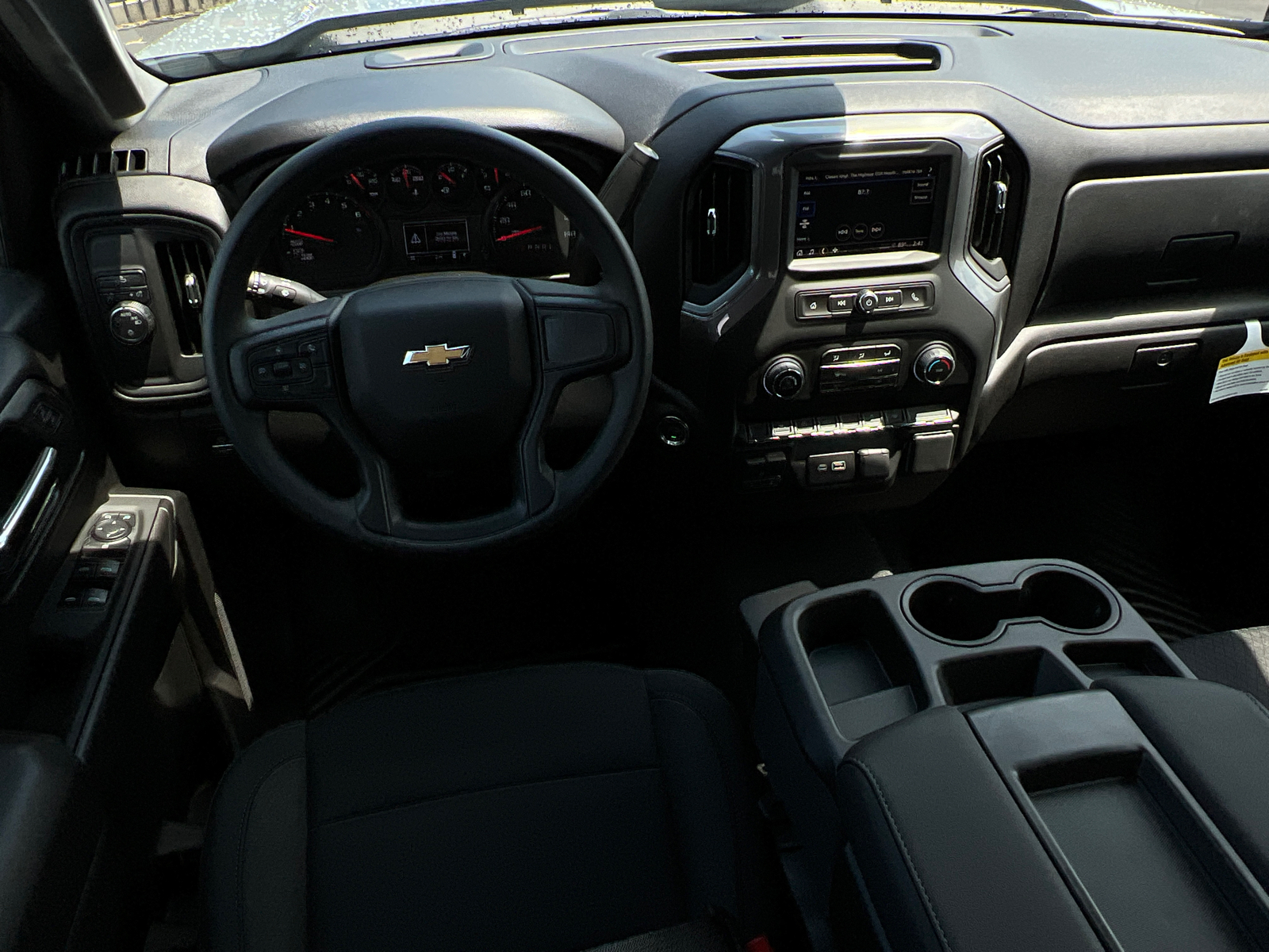 2024 Chevrolet Silverado 1500 Custom 23