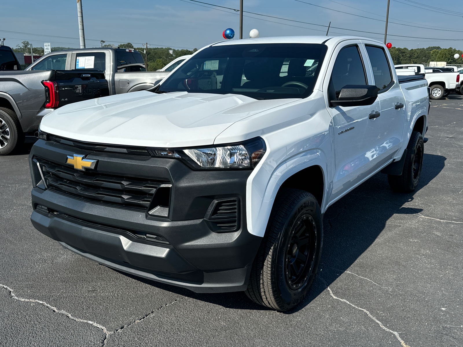 2023 Chevrolet Colorado Work Truck 2