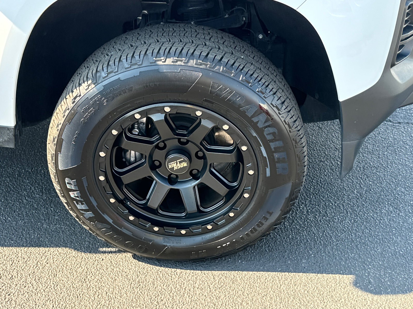 2023 Chevrolet Colorado Work Truck 13