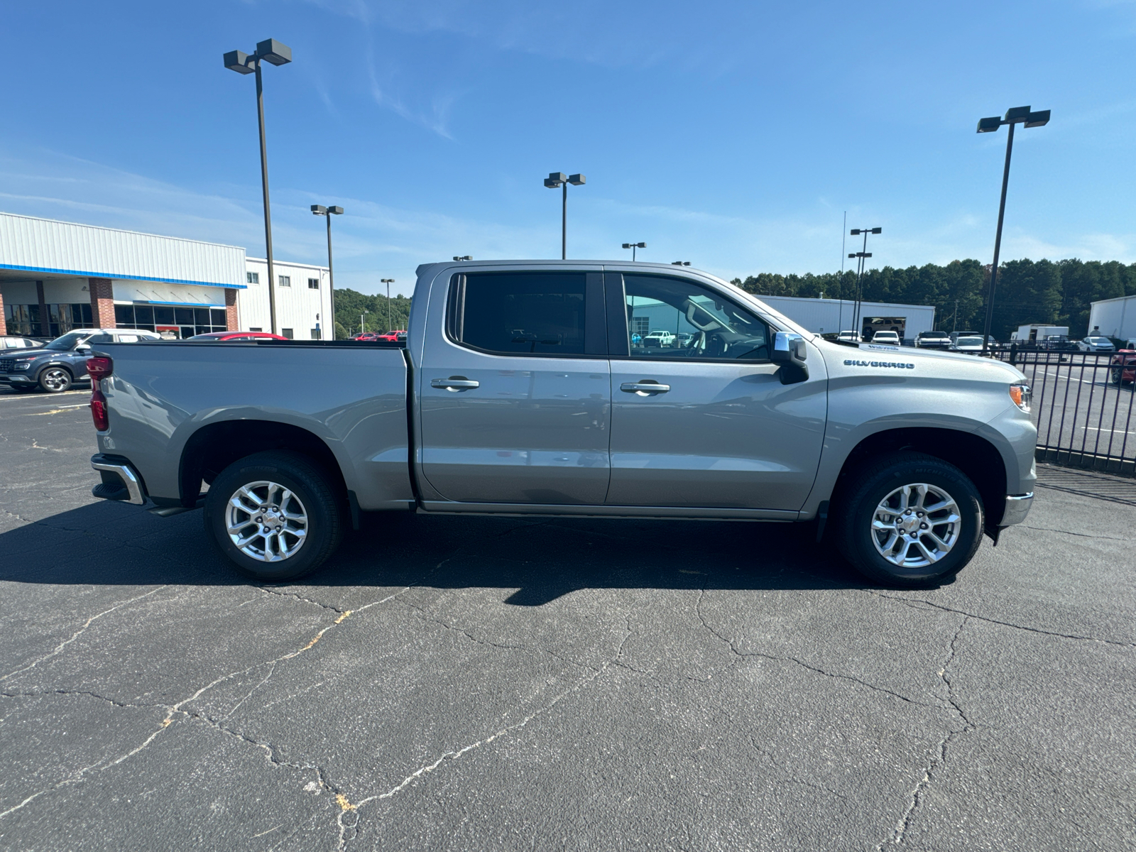 2024 Chevrolet Silverado 1500 LT 5