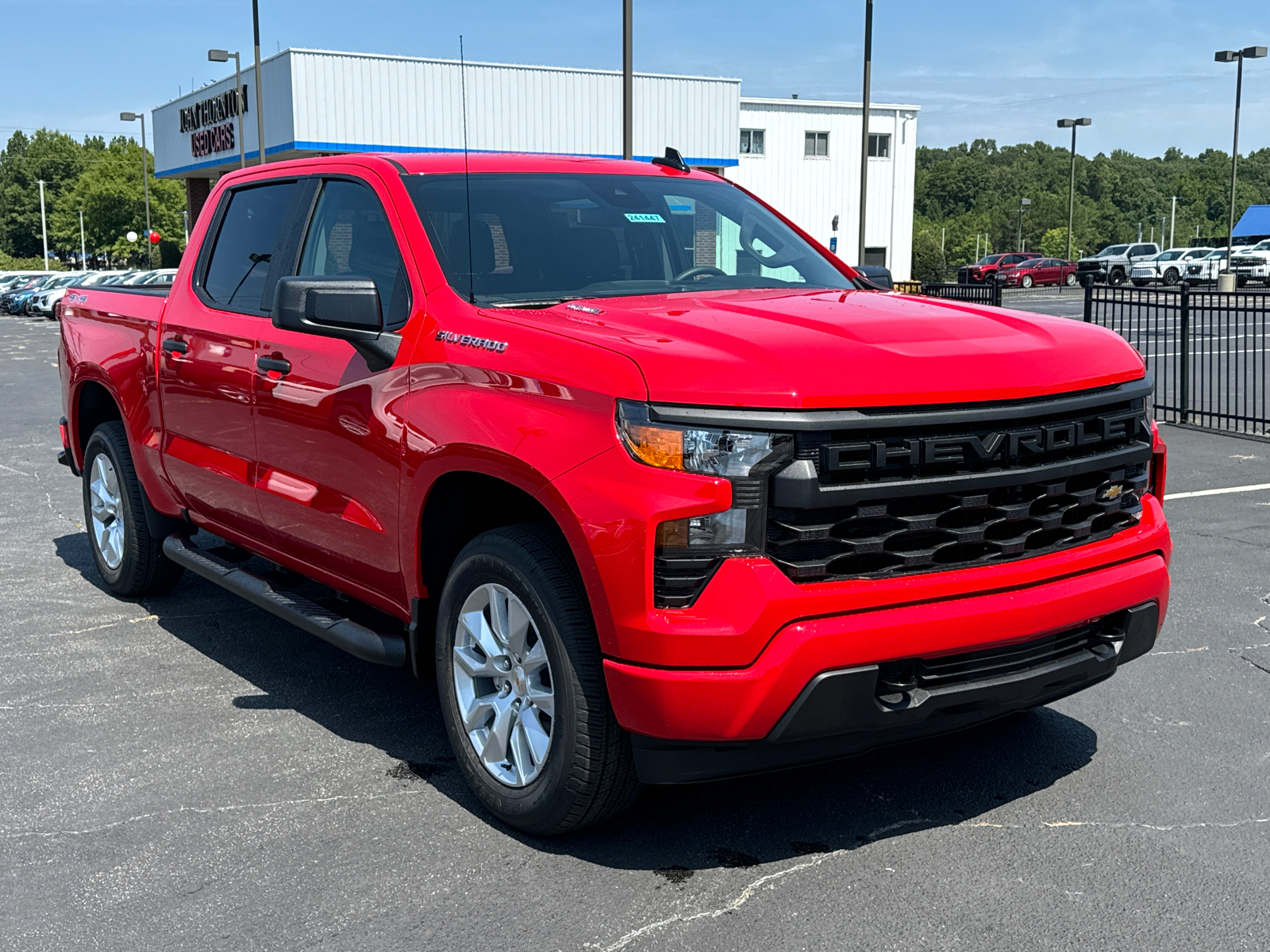 2024 Chevrolet Silverado 1500 Custom 4