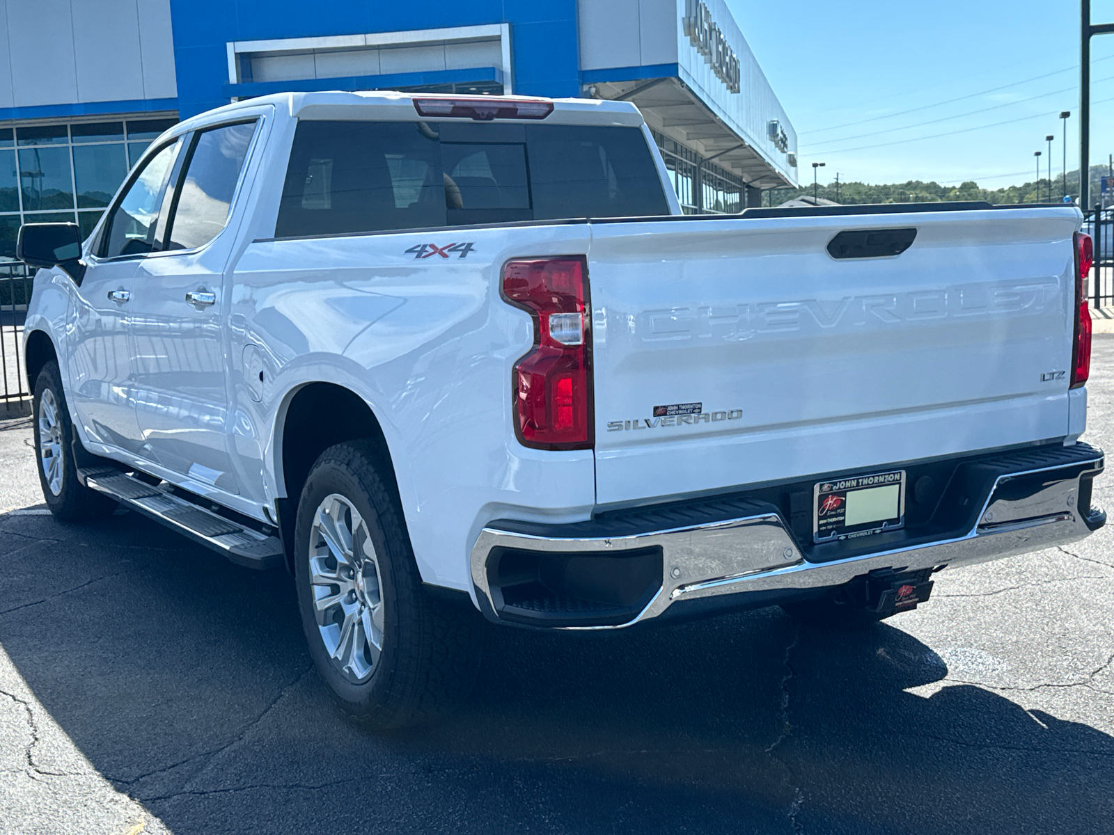 2024 Chevrolet Silverado 1500 LTZ 8