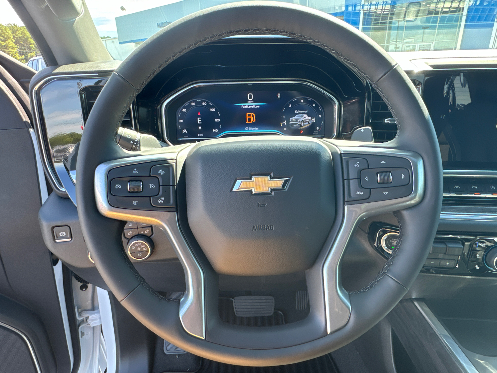 2024 Chevrolet Silverado 1500 LTZ 27