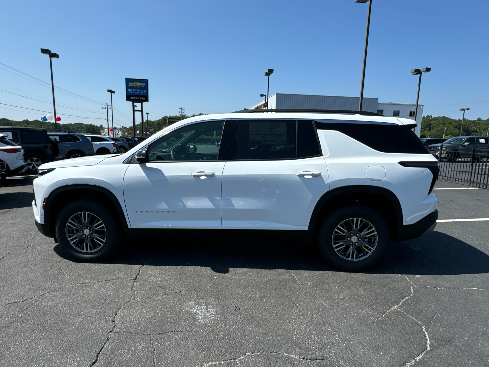 2024 Chevrolet Traverse LT 9