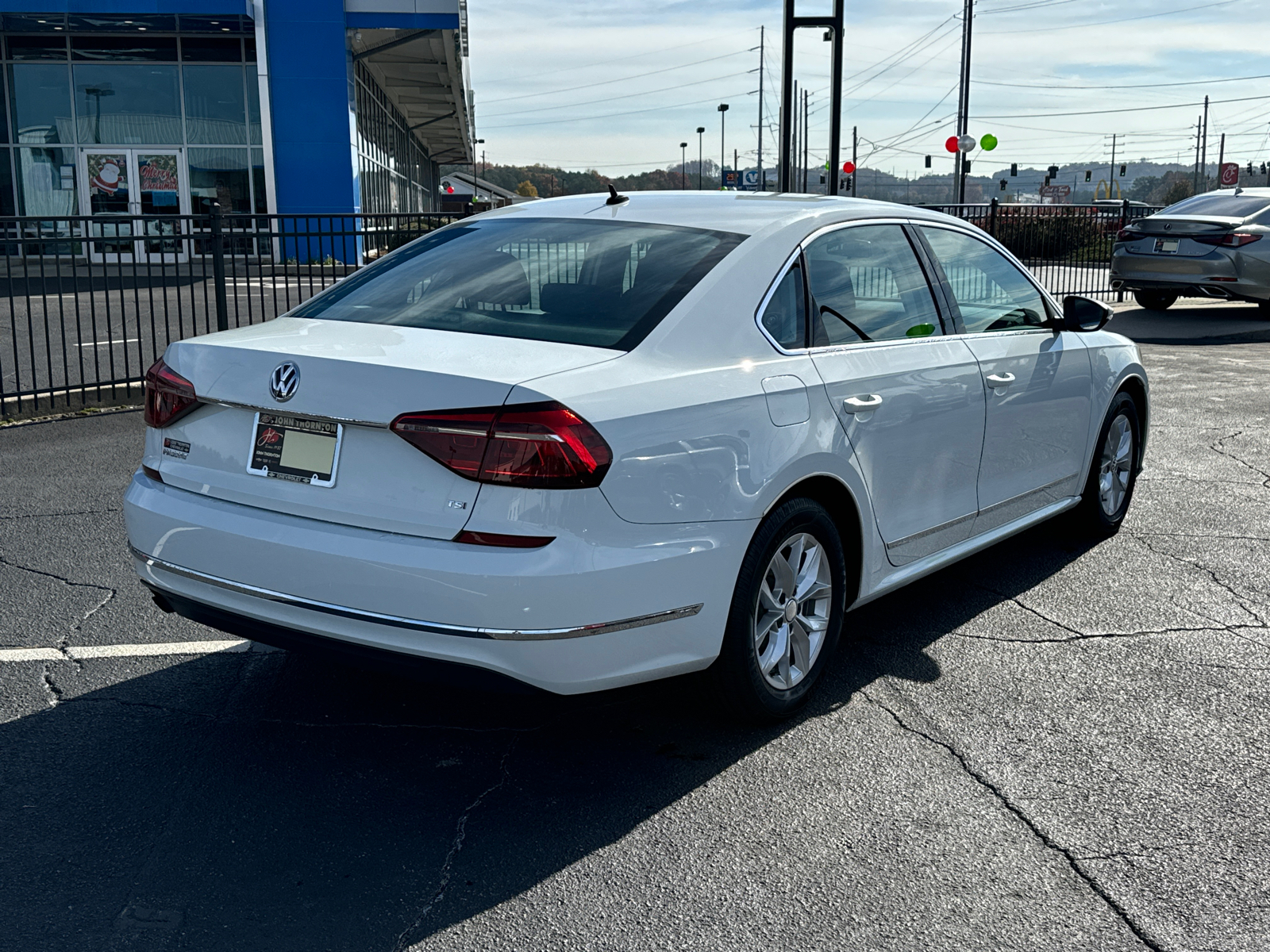 2017 Volkswagen Passat 1.8T S 6