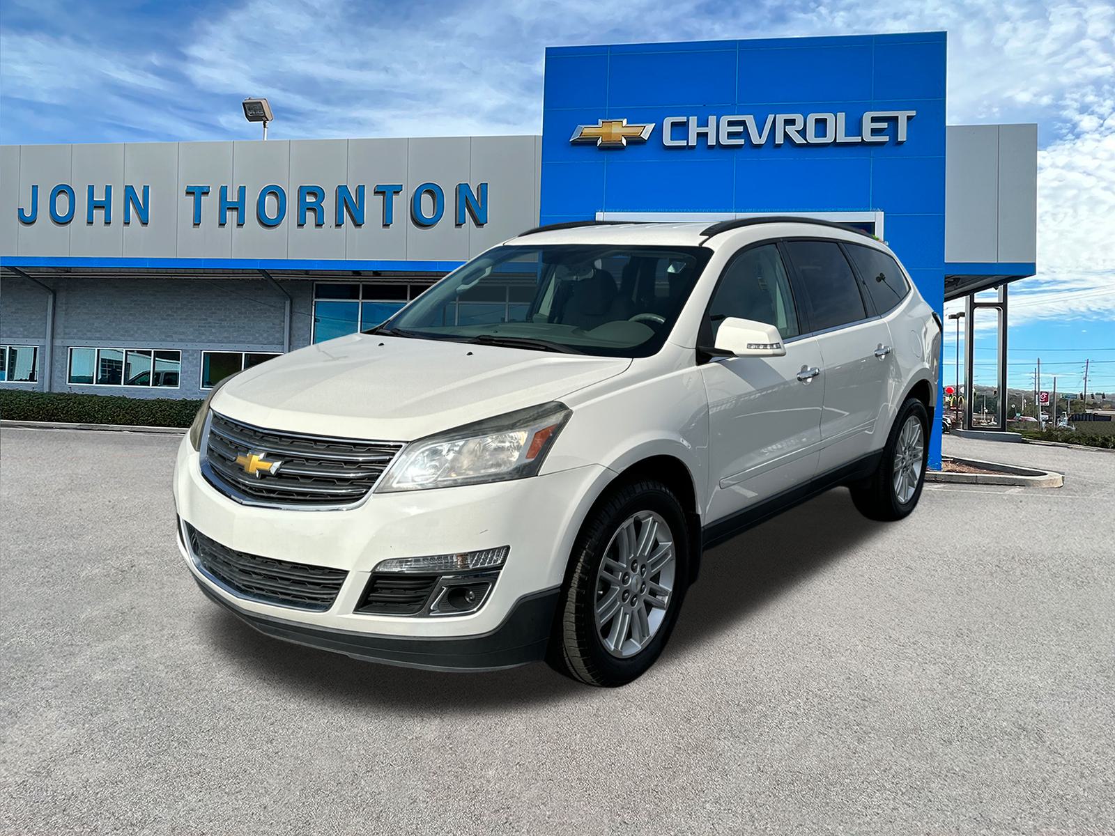 2015 Chevrolet Traverse LT 2