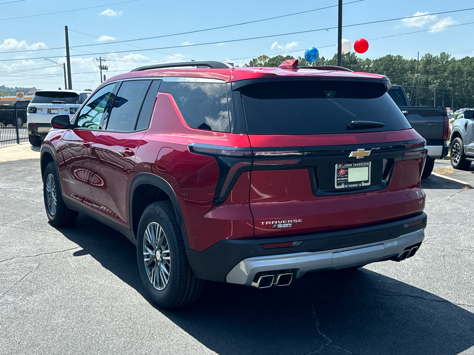 2024 Chevrolet Traverse LT 8