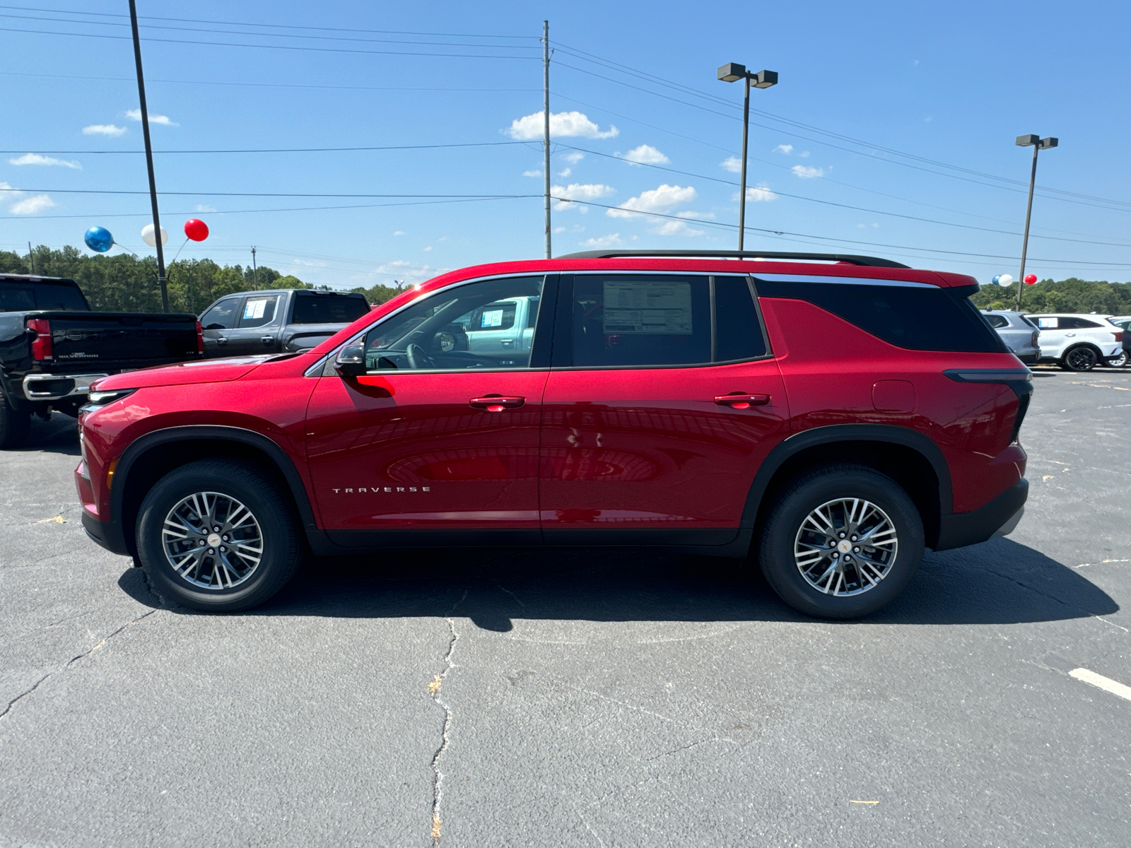 2024 Chevrolet Traverse LT 9