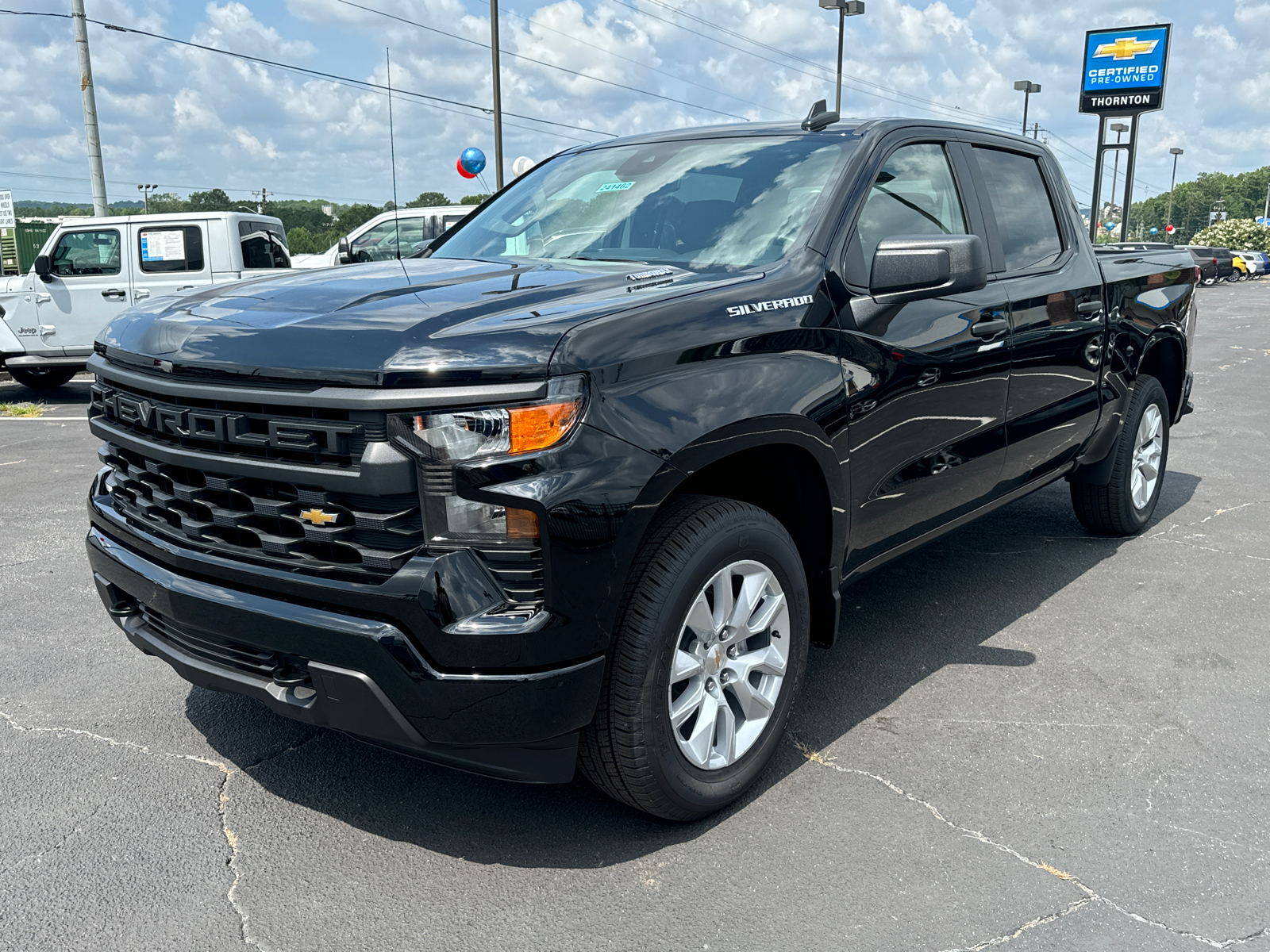 2024 Chevrolet Silverado 1500 Custom 2