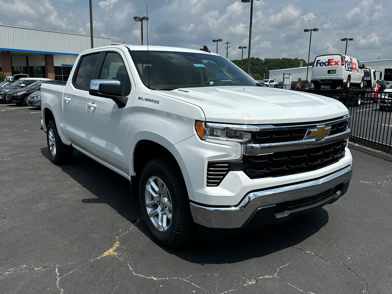 2024 Chevrolet Silverado 1500 LT 4