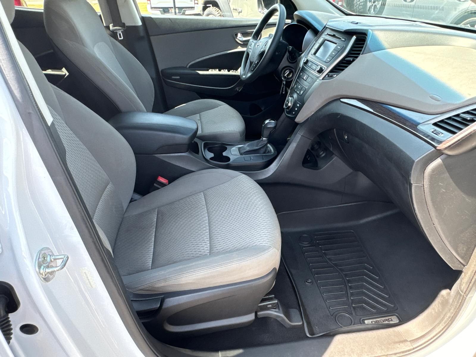 2018 Hyundai Santa Fe Sport 2.4 Base 14