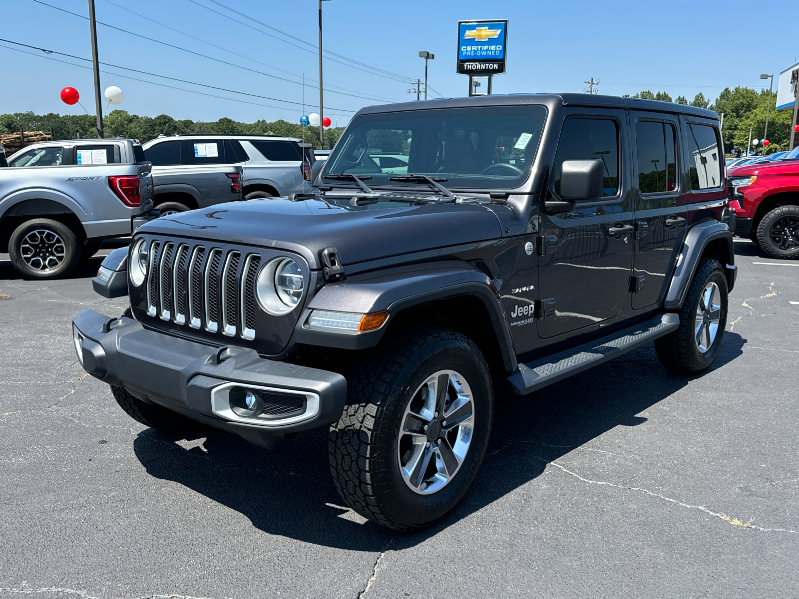 2020 Jeep Wrangler Unlimited Sahara 2