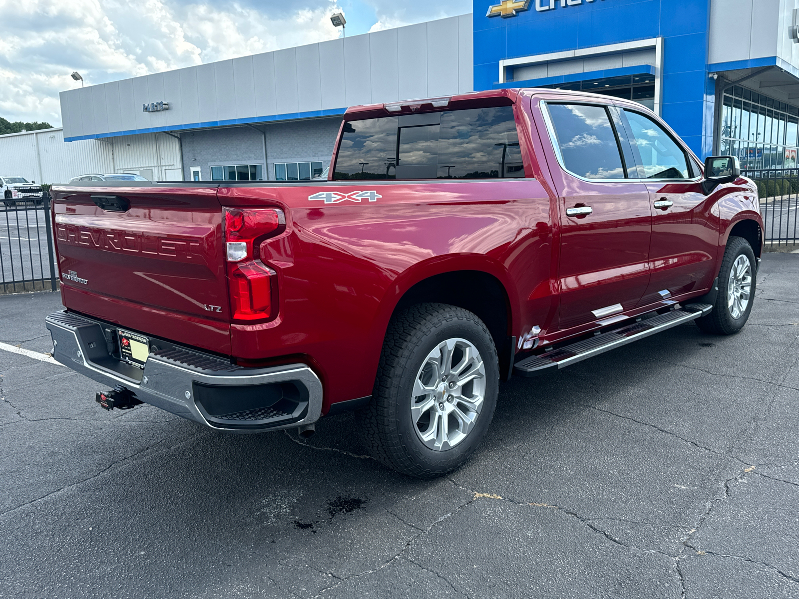 2024 Chevrolet Silverado 1500 LTZ 6