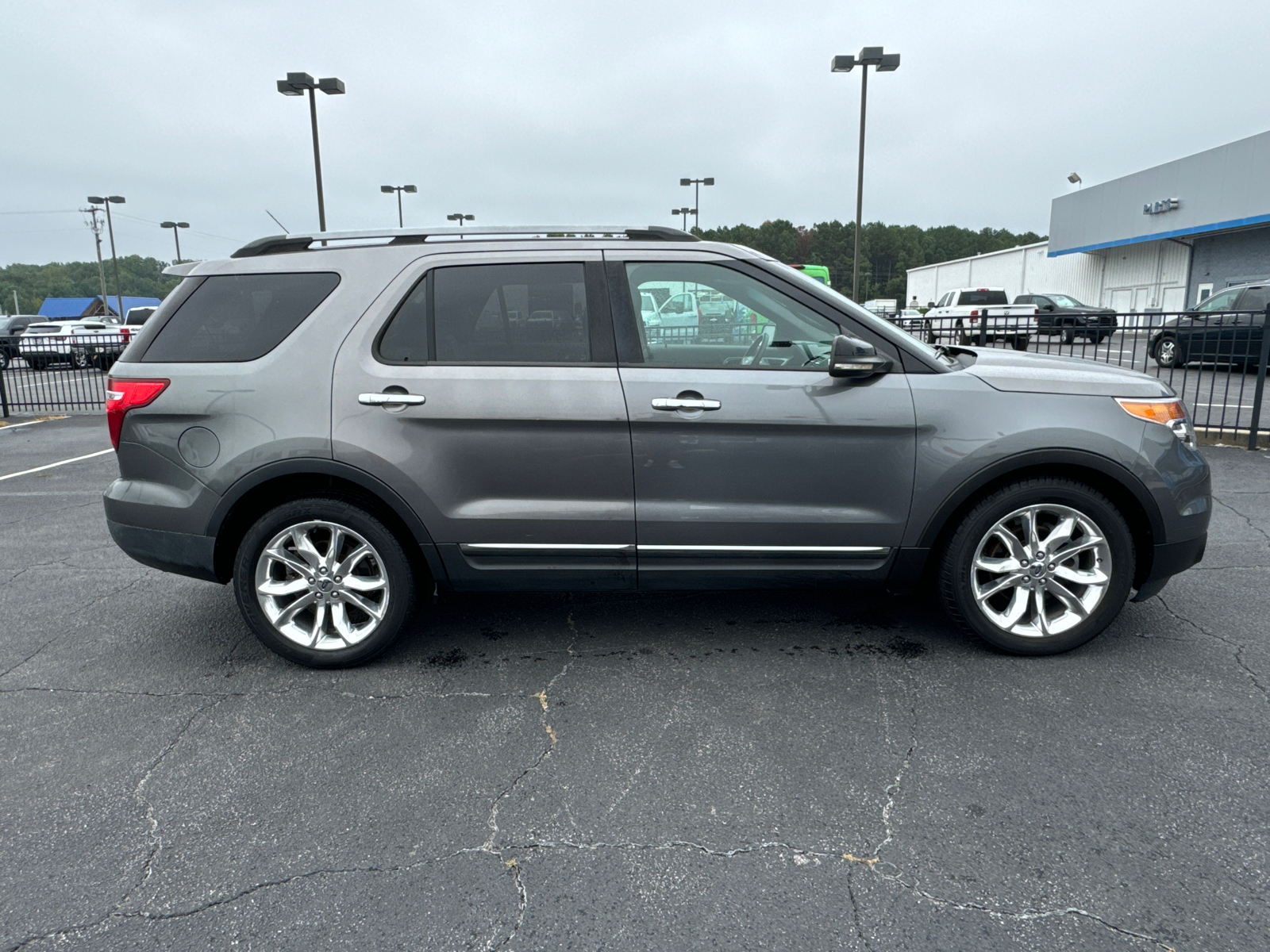 2011 Ford Explorer XLT 6