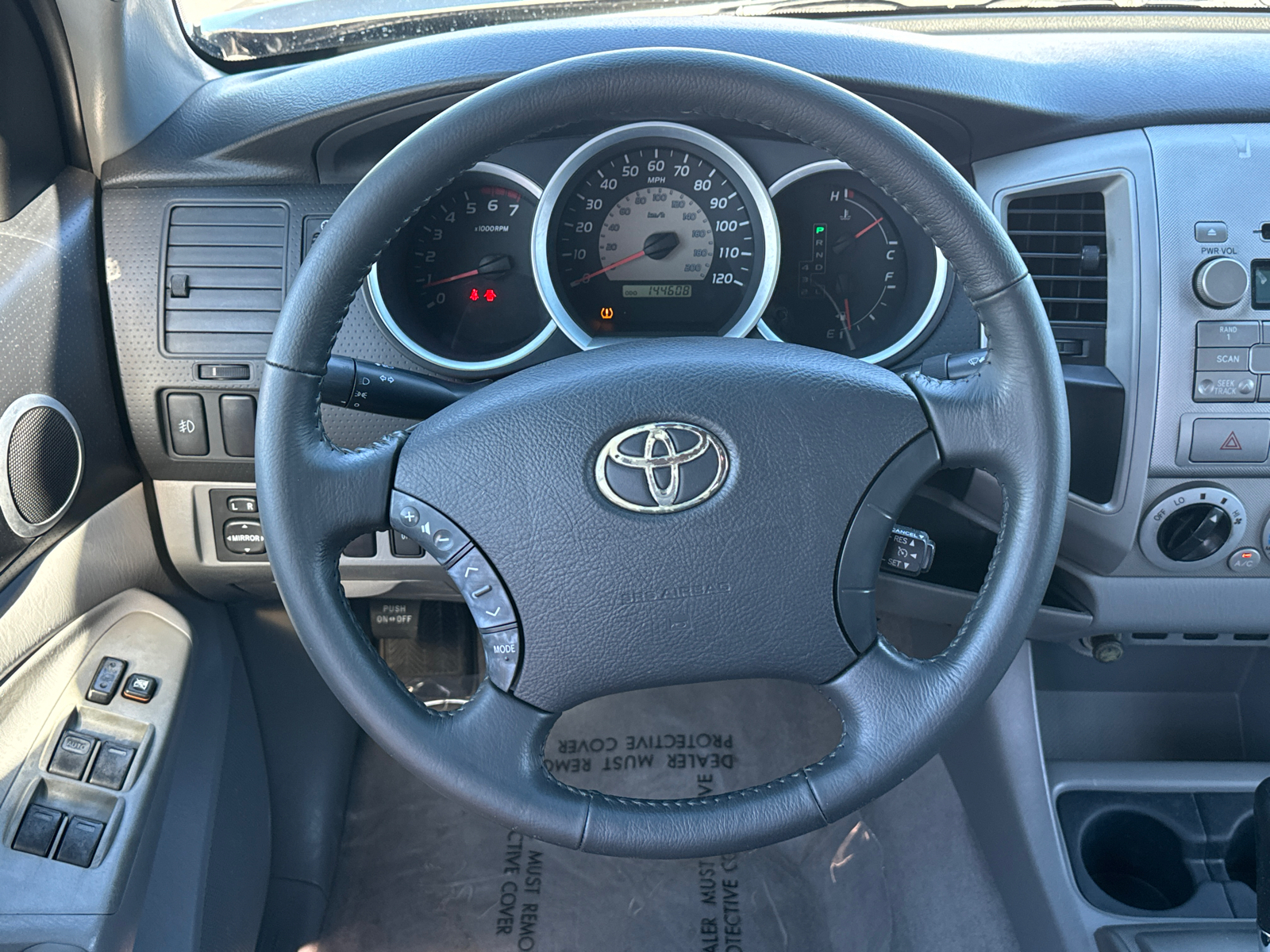 2010 Toyota Tacoma PreRunner 24