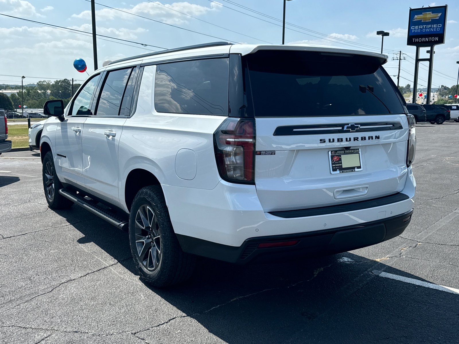 2024 Chevrolet Suburban Z71 8