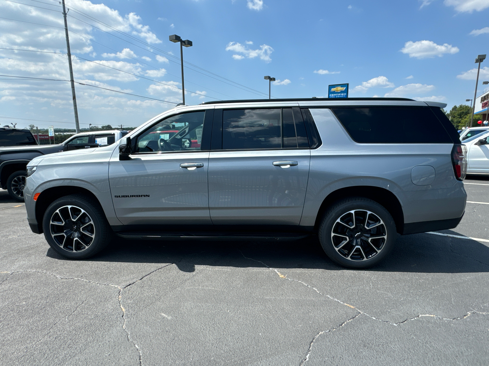 2024 Chevrolet Suburban RST 9