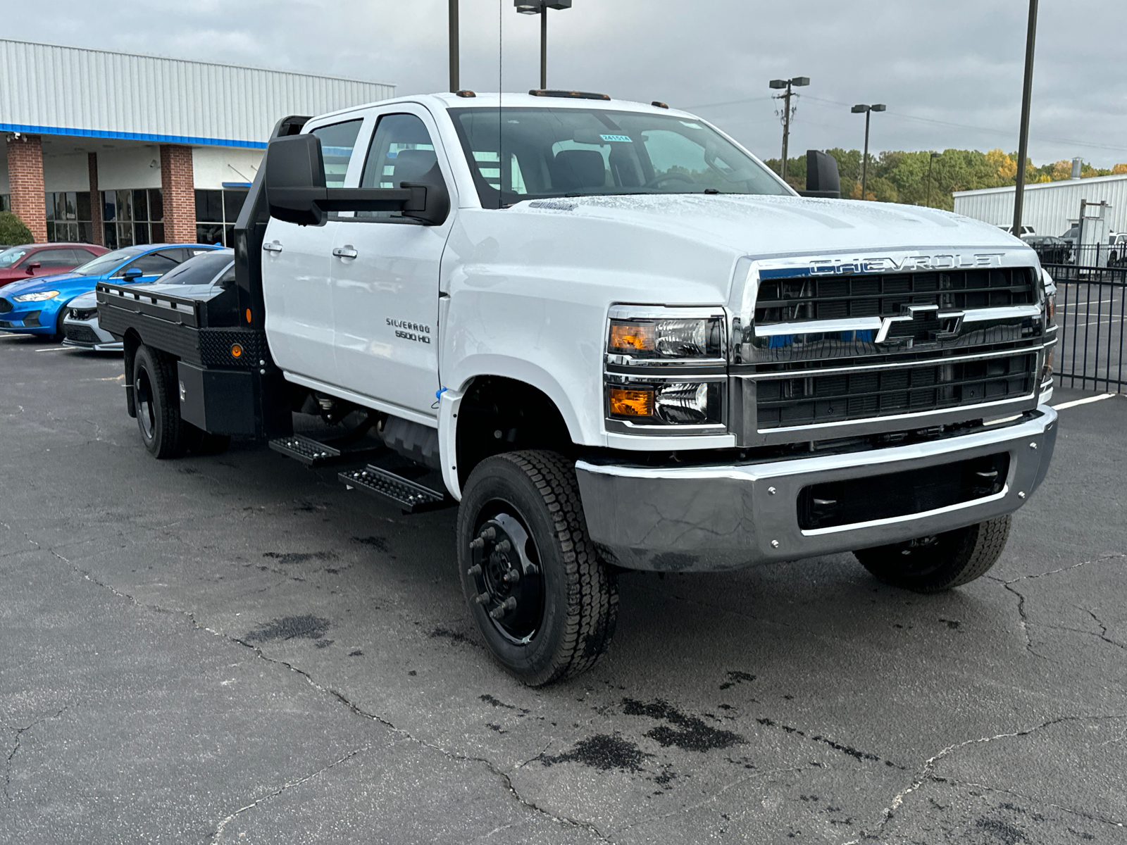 2024 Chevrolet Silverado 4500HD Work Truck 4