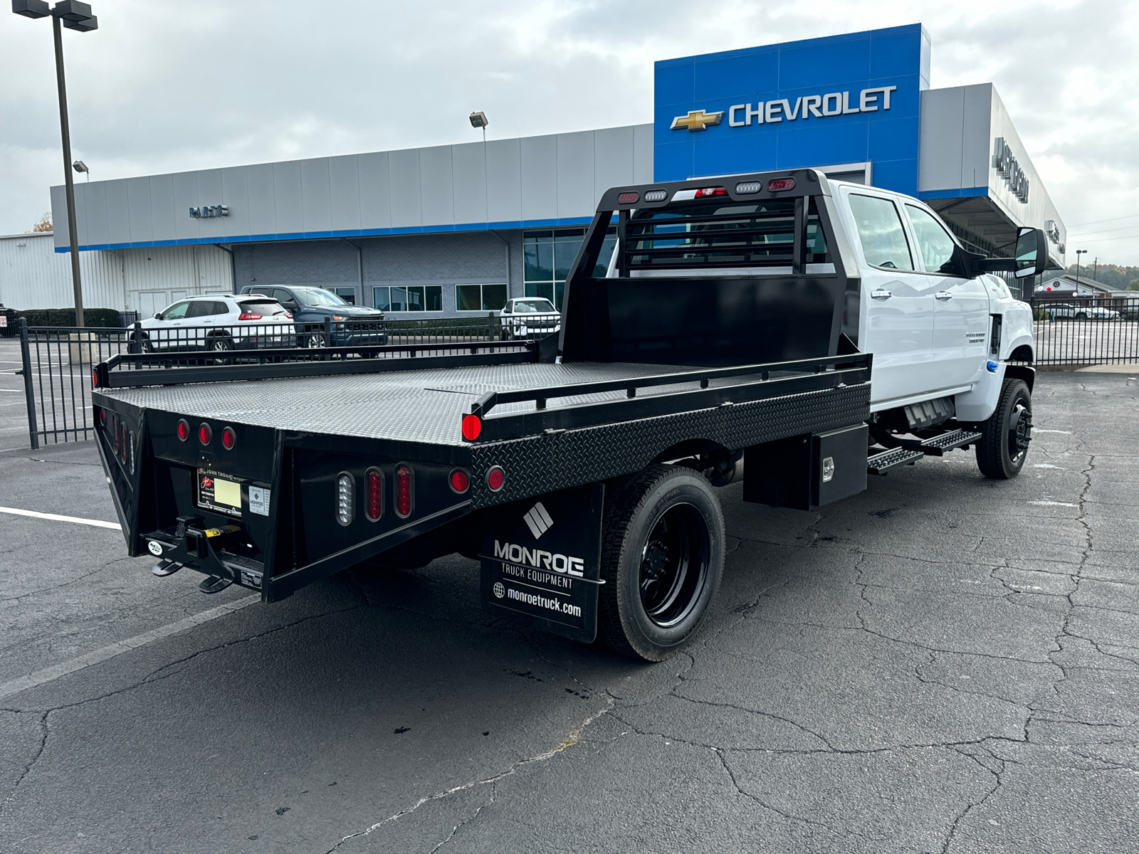 2024 Chevrolet Silverado 4500HD Work Truck 6