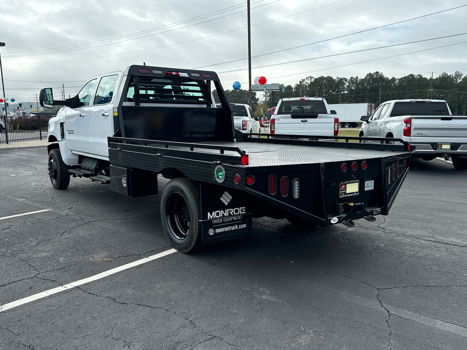 2024 Chevrolet Silverado 4500HD Work Truck 8