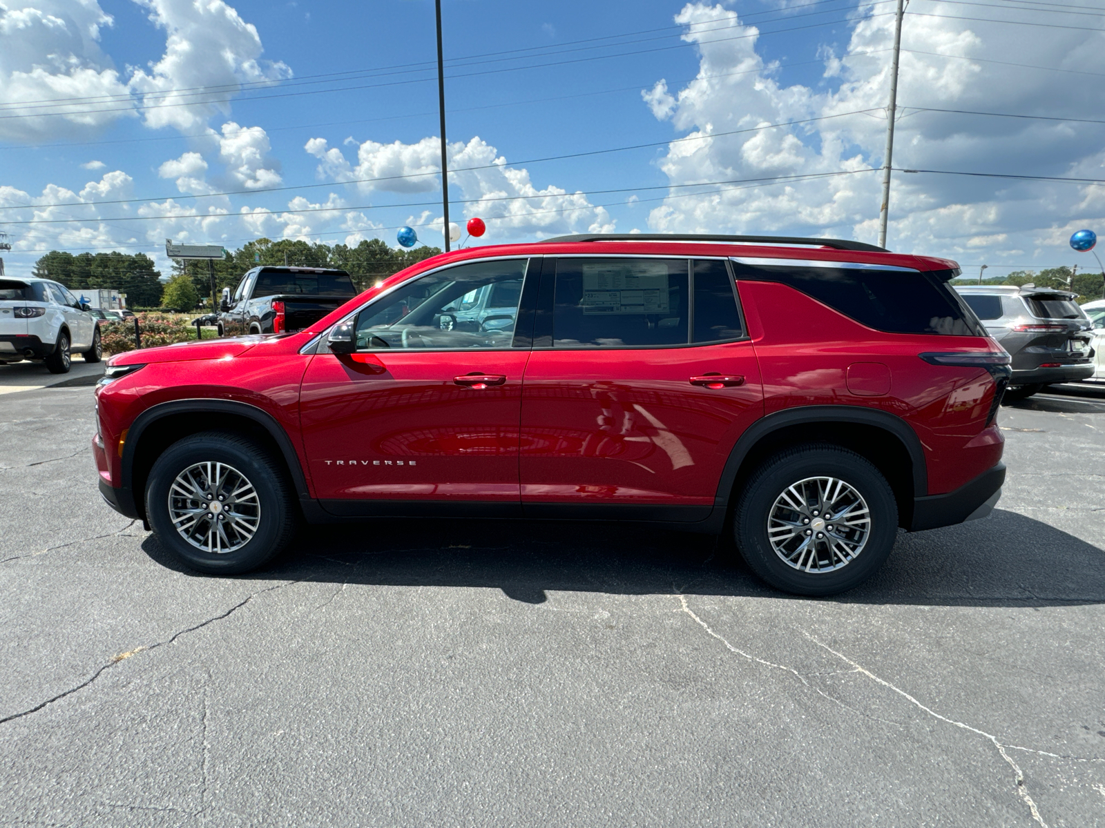 2024 Chevrolet Traverse LT 9