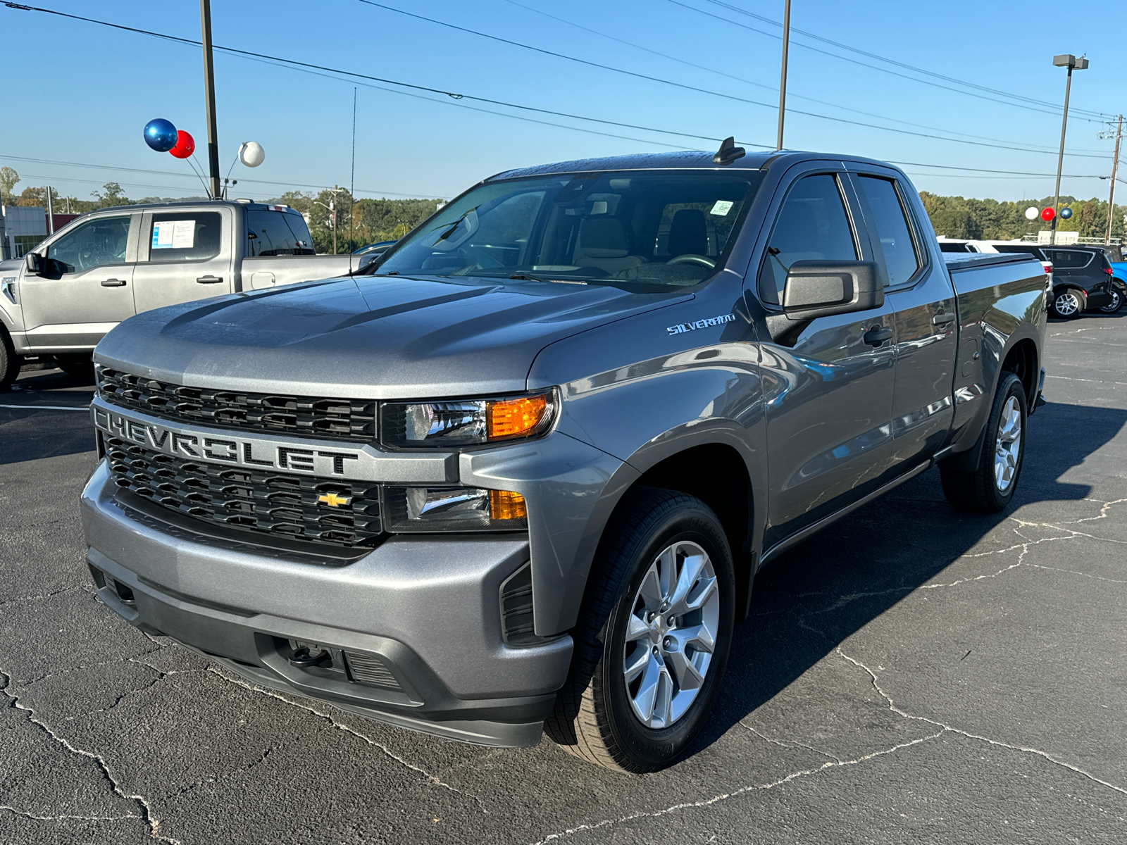 2022 Chevrolet Silverado 1500 LTD Custom 2