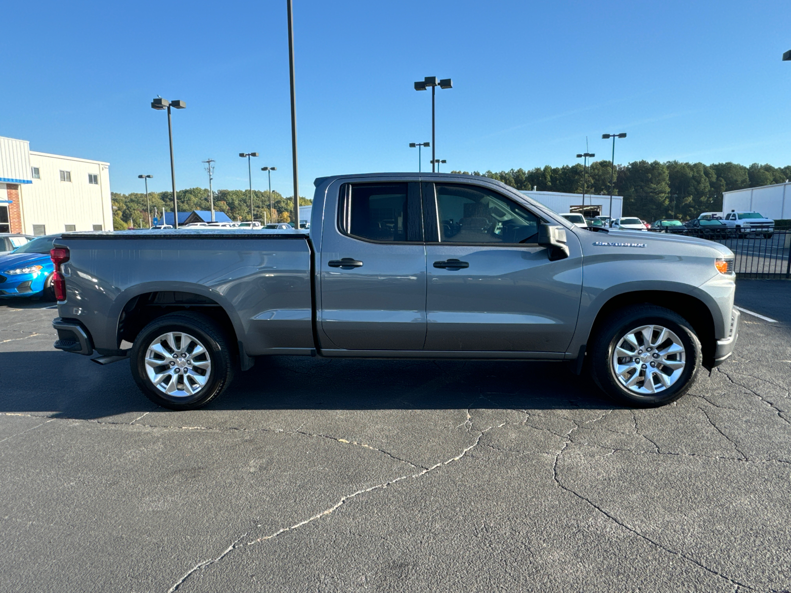 2022 Chevrolet Silverado 1500 LTD Custom 5