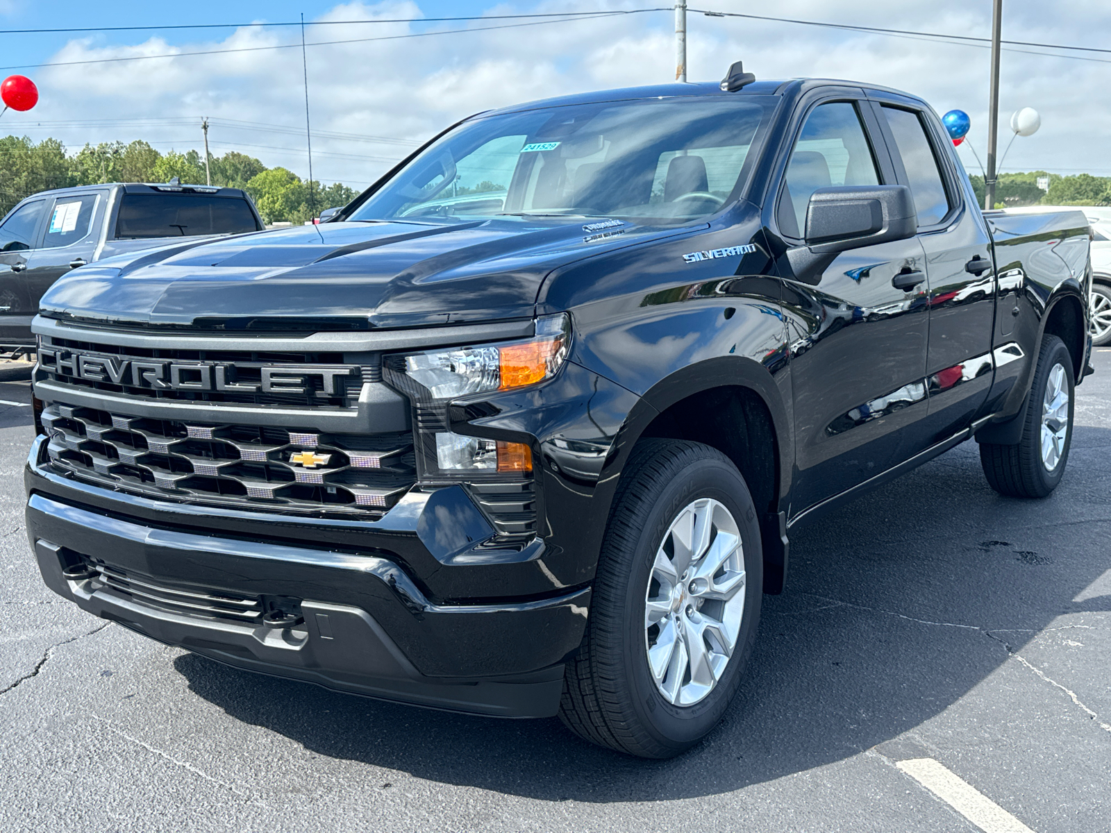 2024 Chevrolet Silverado 1500 Custom 2