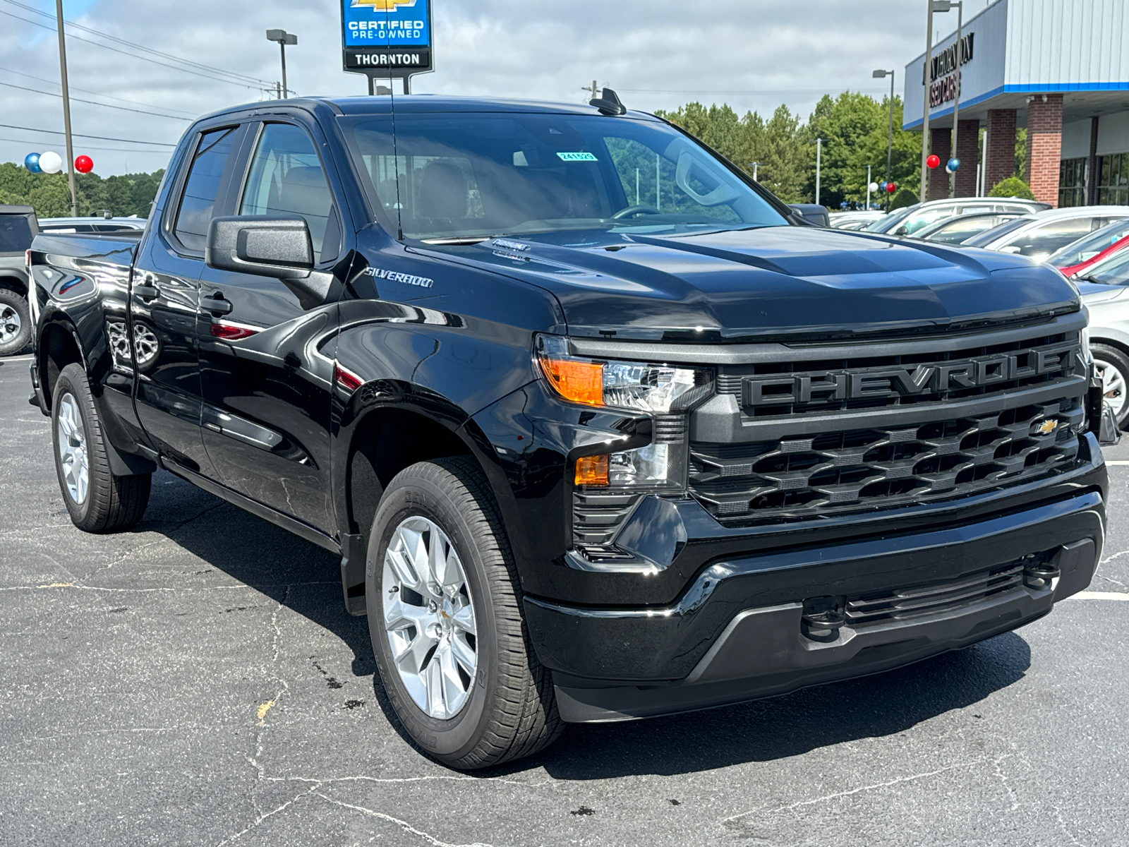 2024 Chevrolet Silverado 1500 Custom 4