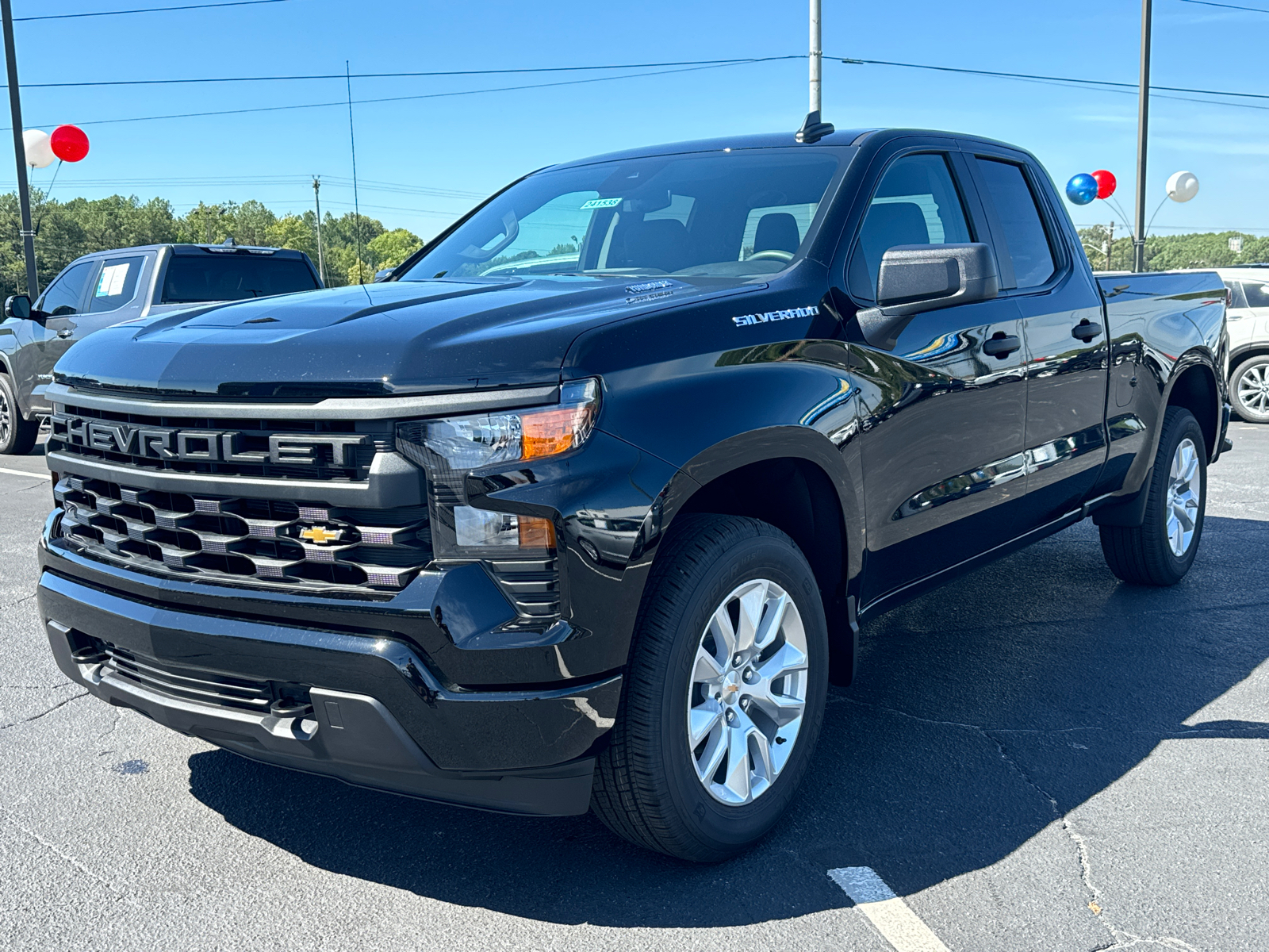 2024 Chevrolet Silverado 1500 Custom 2