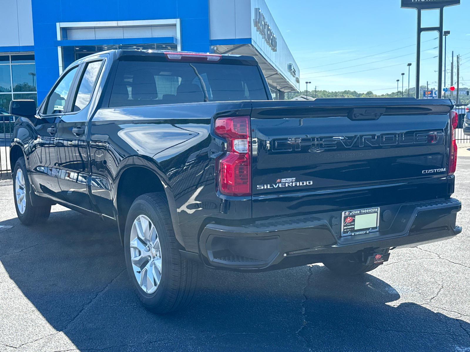 2024 Chevrolet Silverado 1500 Custom 8