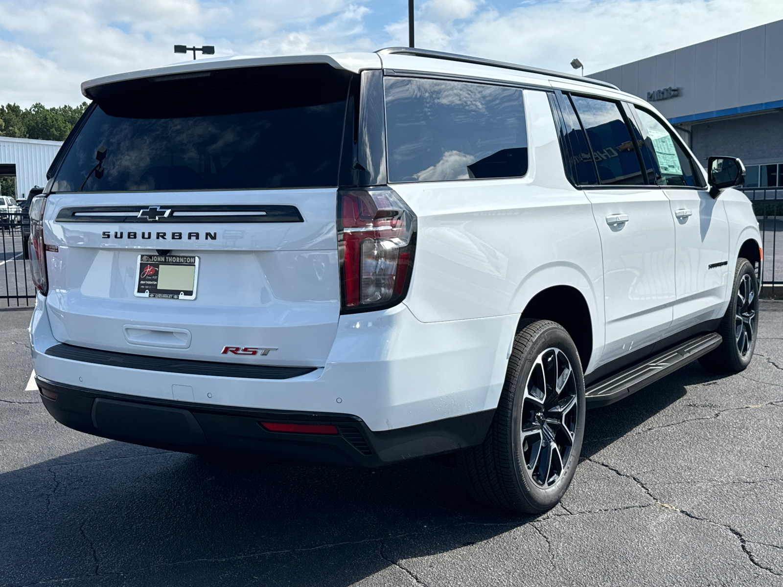 2024 Chevrolet Suburban RST 6