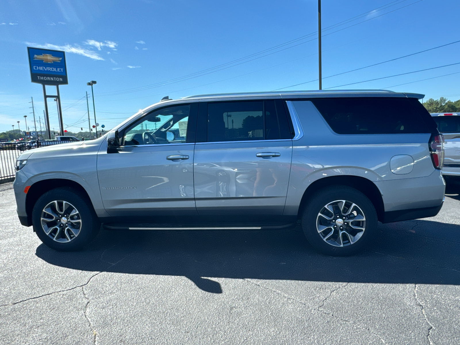 2024 Chevrolet Suburban LT 9