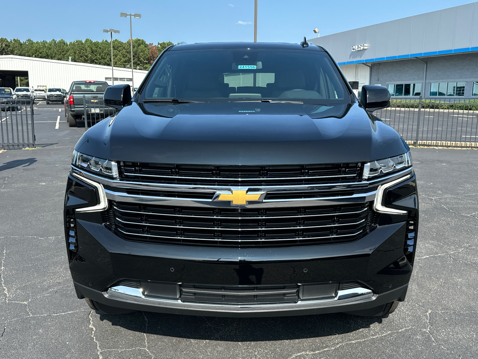 2024 Chevrolet Suburban LT 3