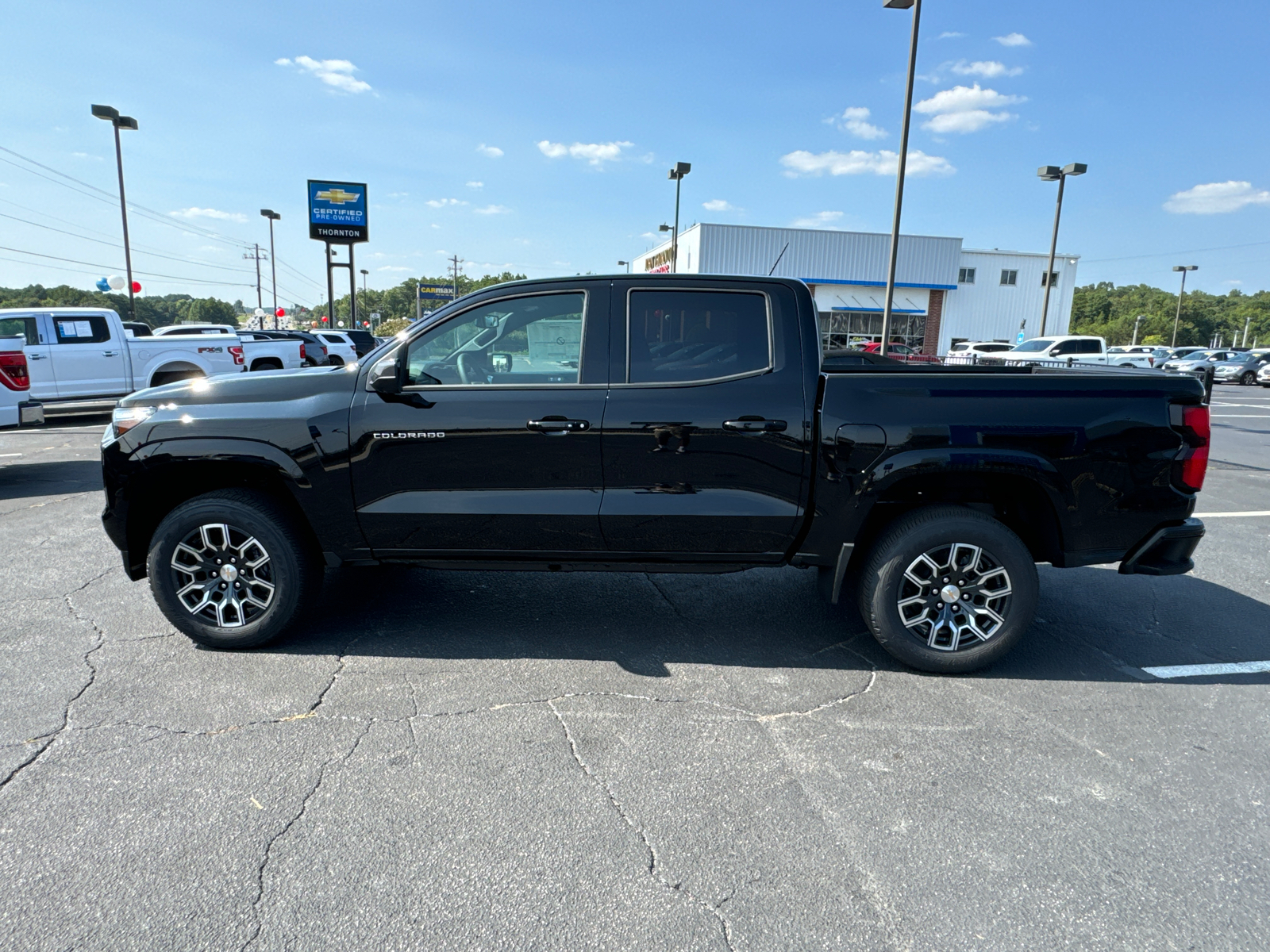 2024 Chevrolet Colorado LT 9